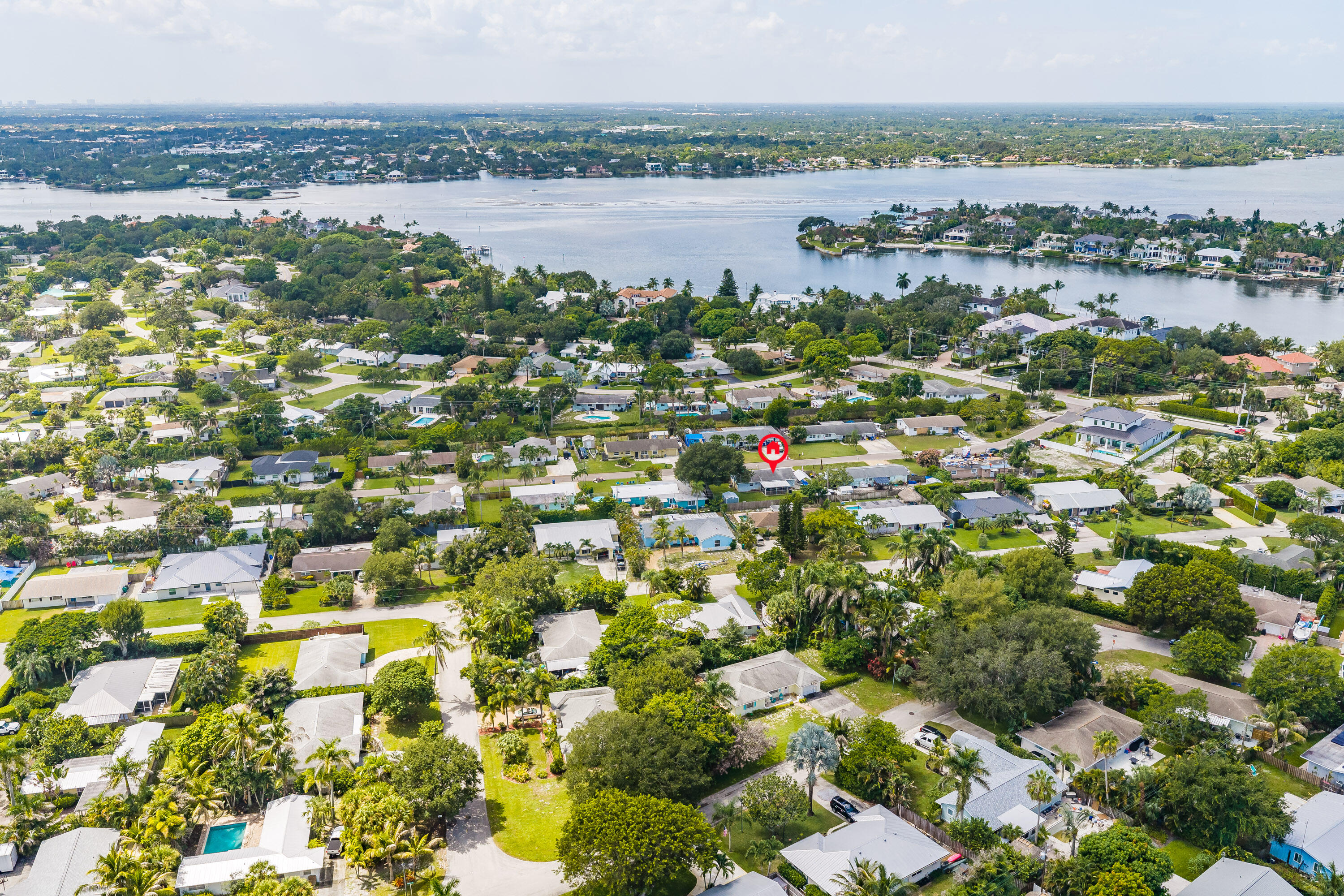 225 RIVER TERRACE Drive