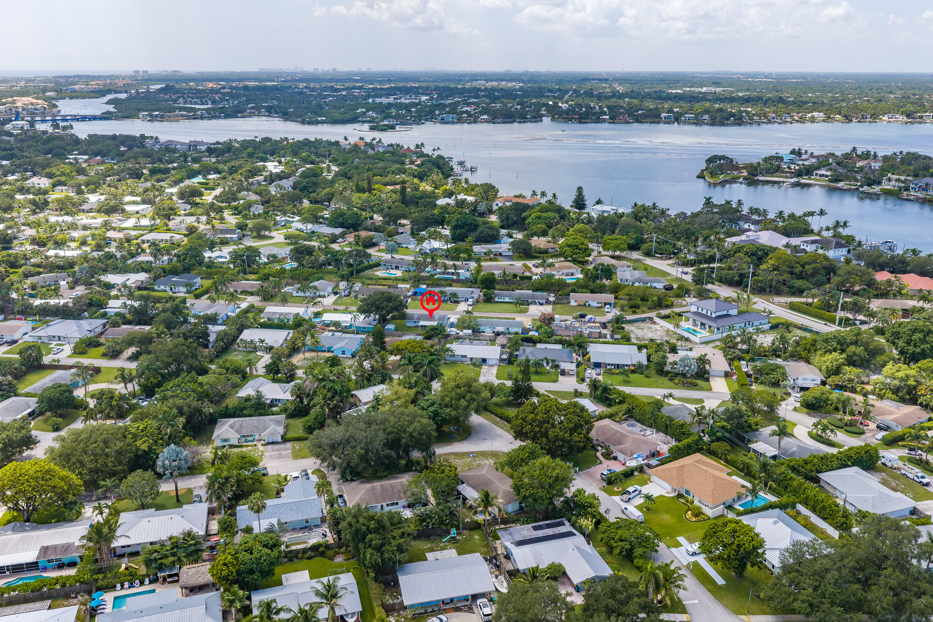 225 RIVER TERRACE Drive