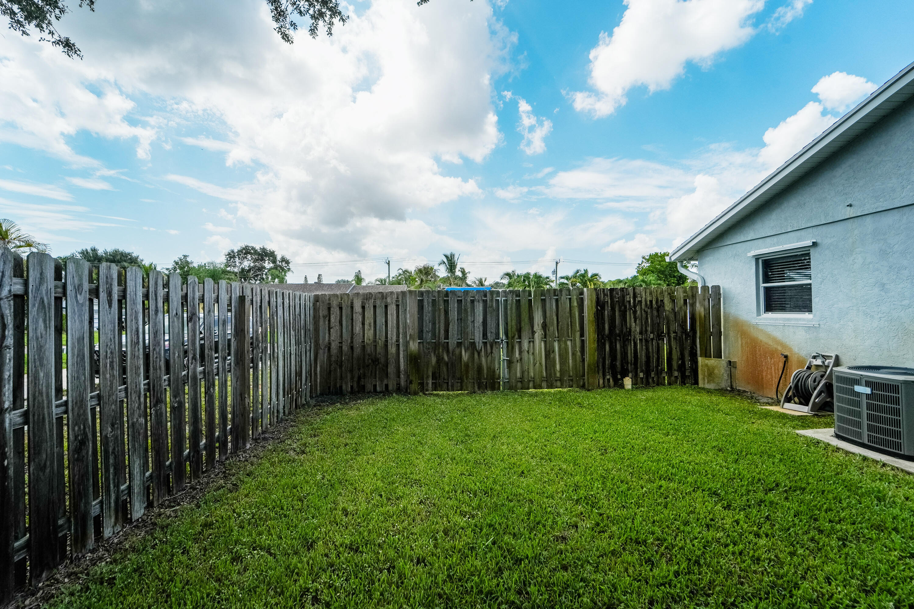 225 RIVER TERRACE Drive