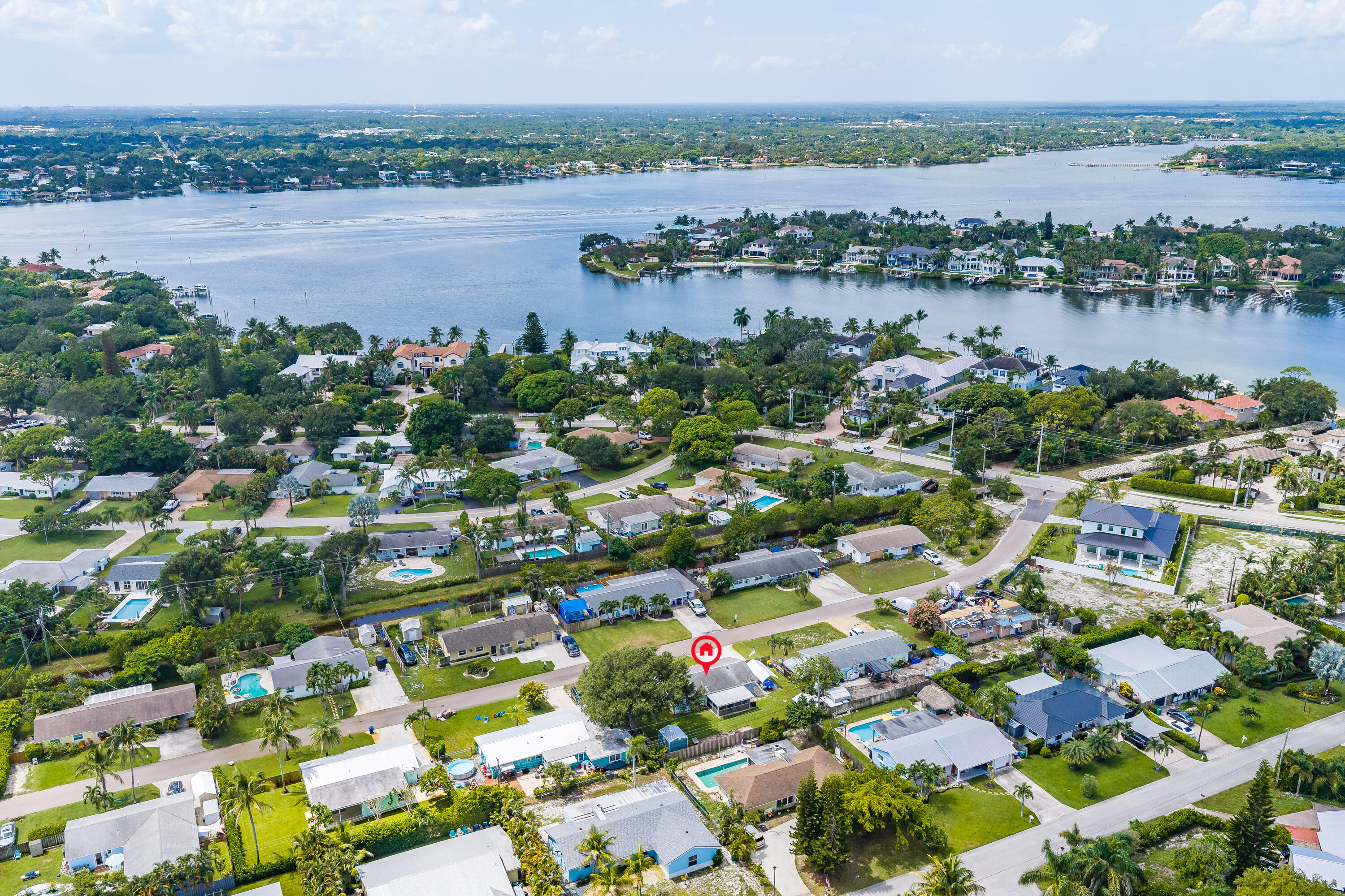 225 RIVER TERRACE Drive