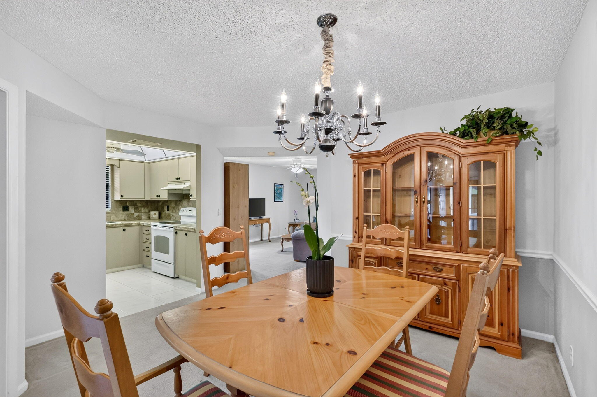 360 SW SOUTH RIVER Drive 205