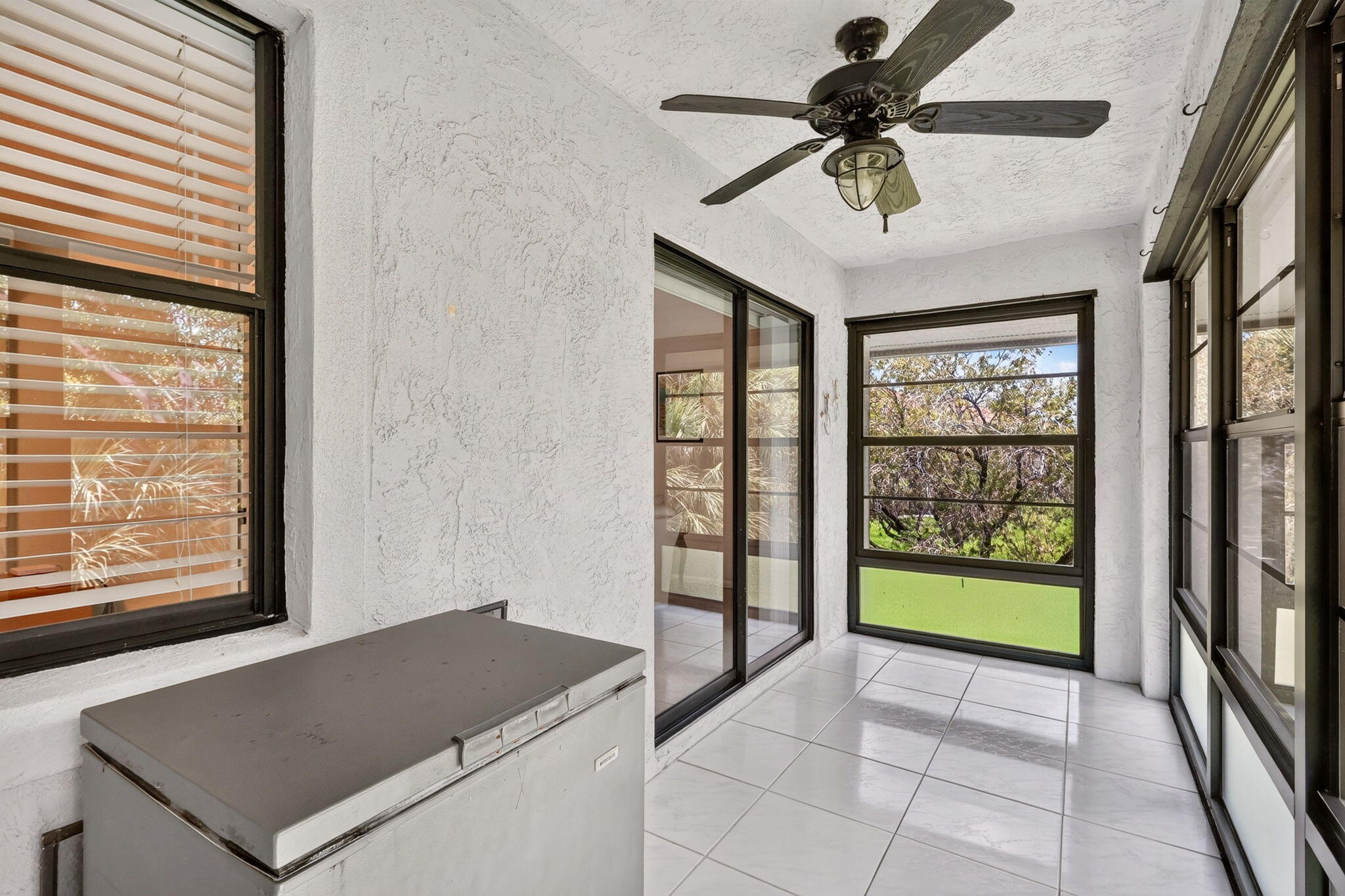 360 SW SOUTH RIVER Drive 205