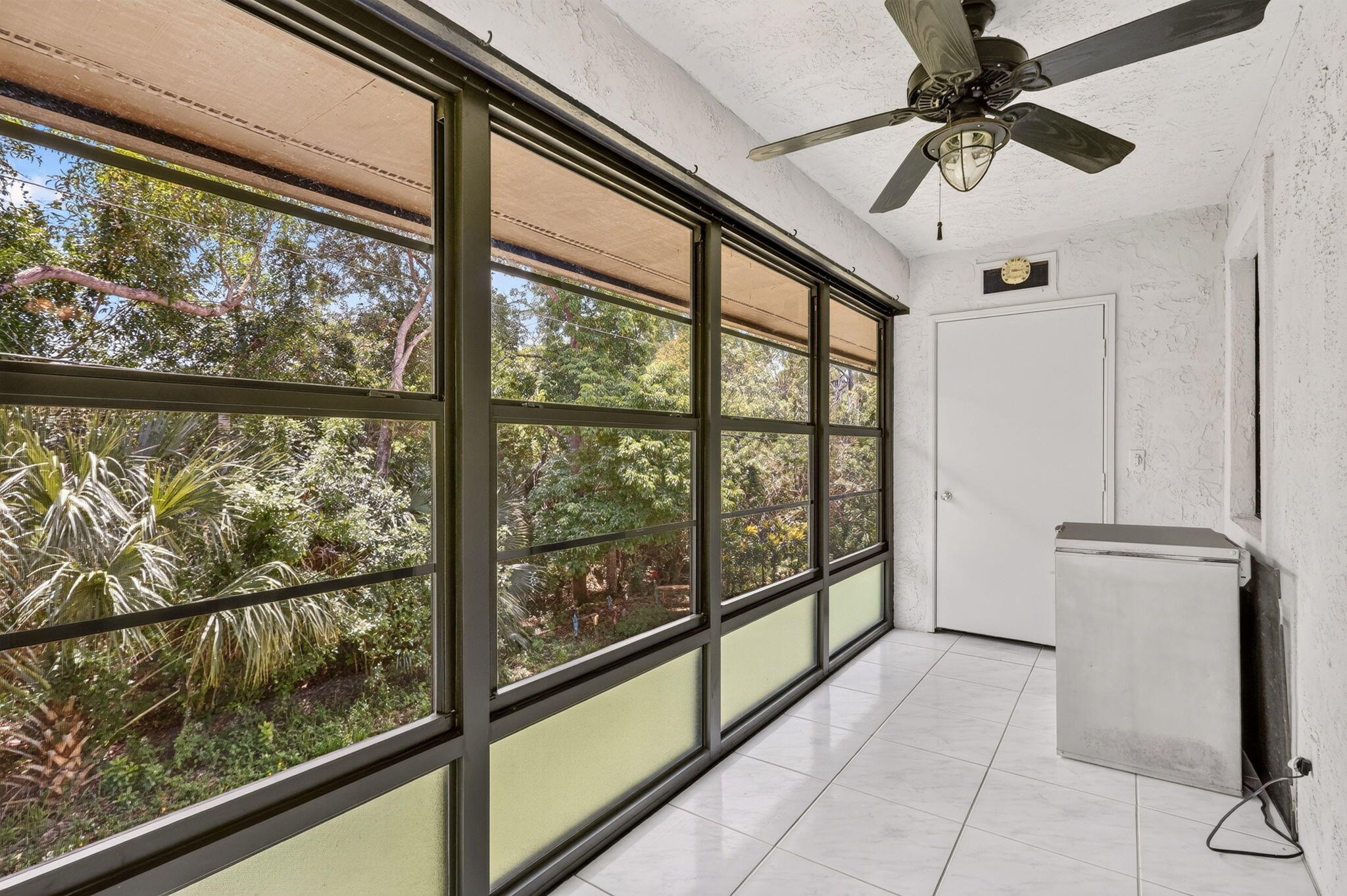 360 SW SOUTH RIVER Drive 205