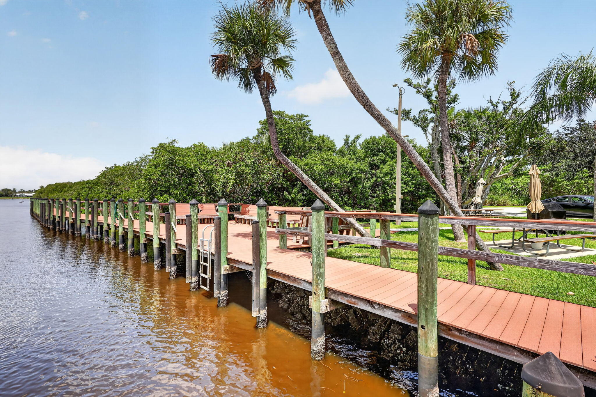 360 SW SOUTH RIVER Drive 205