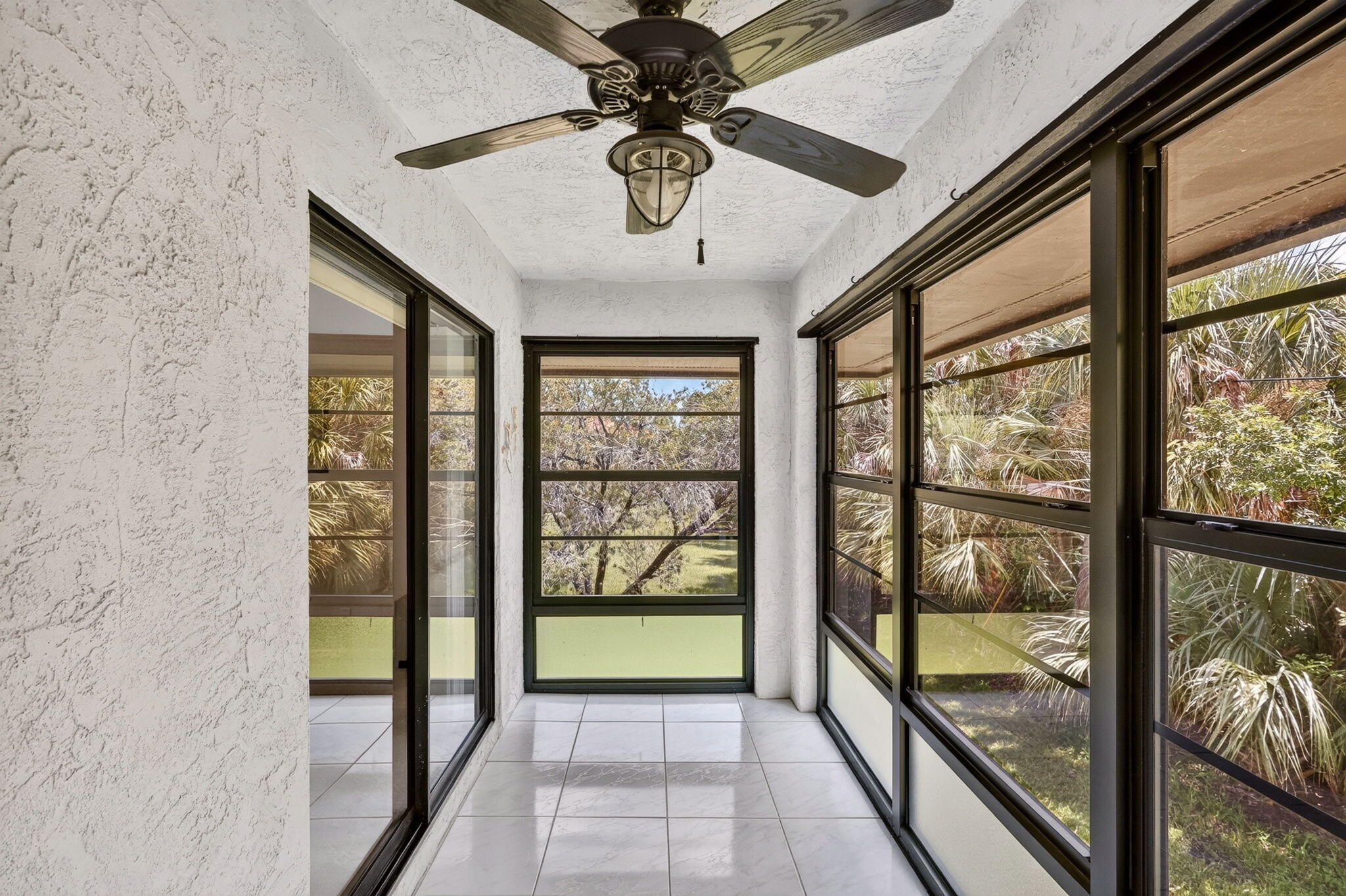 360 SW SOUTH RIVER Drive 205