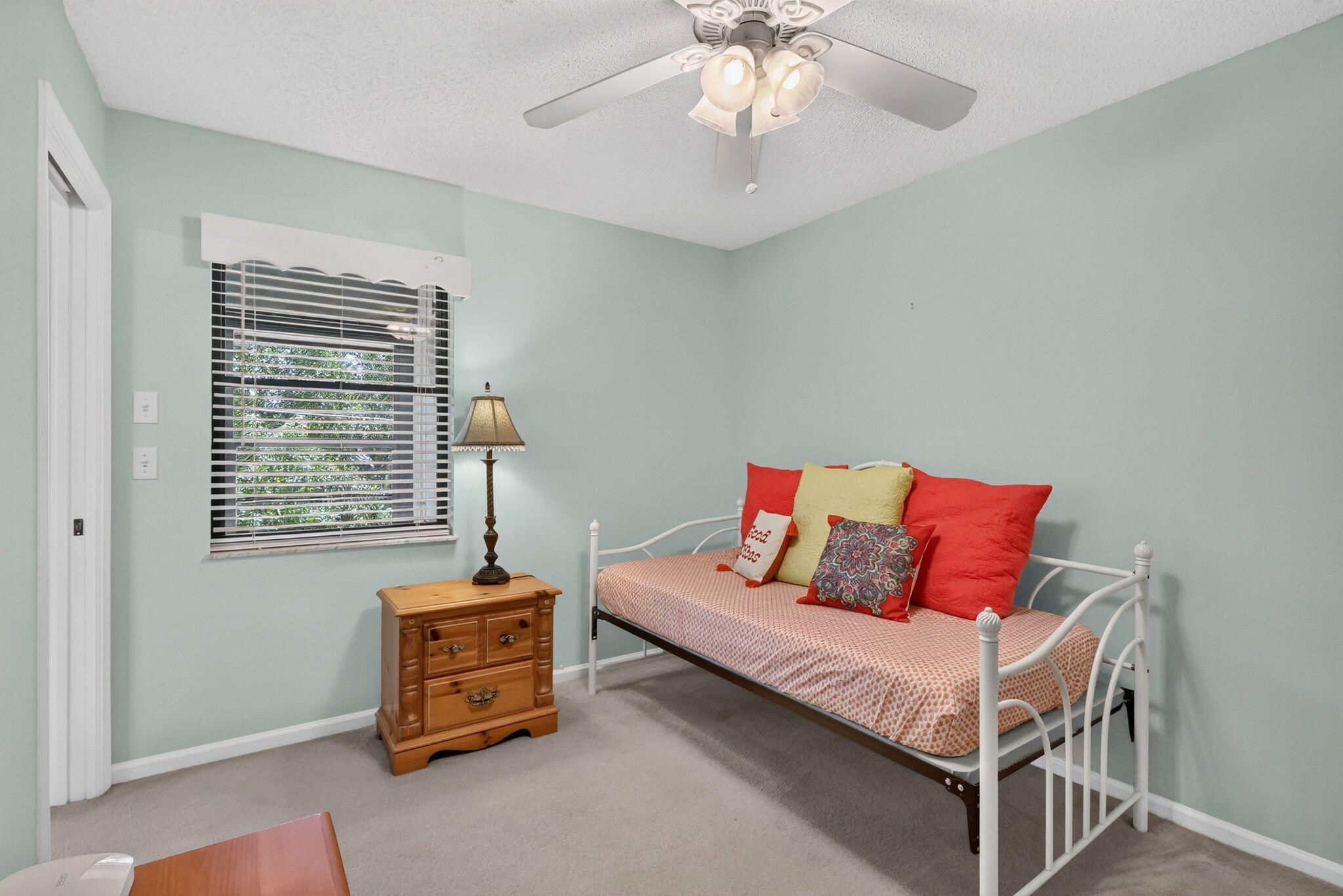 360 SW SOUTH RIVER Drive 205