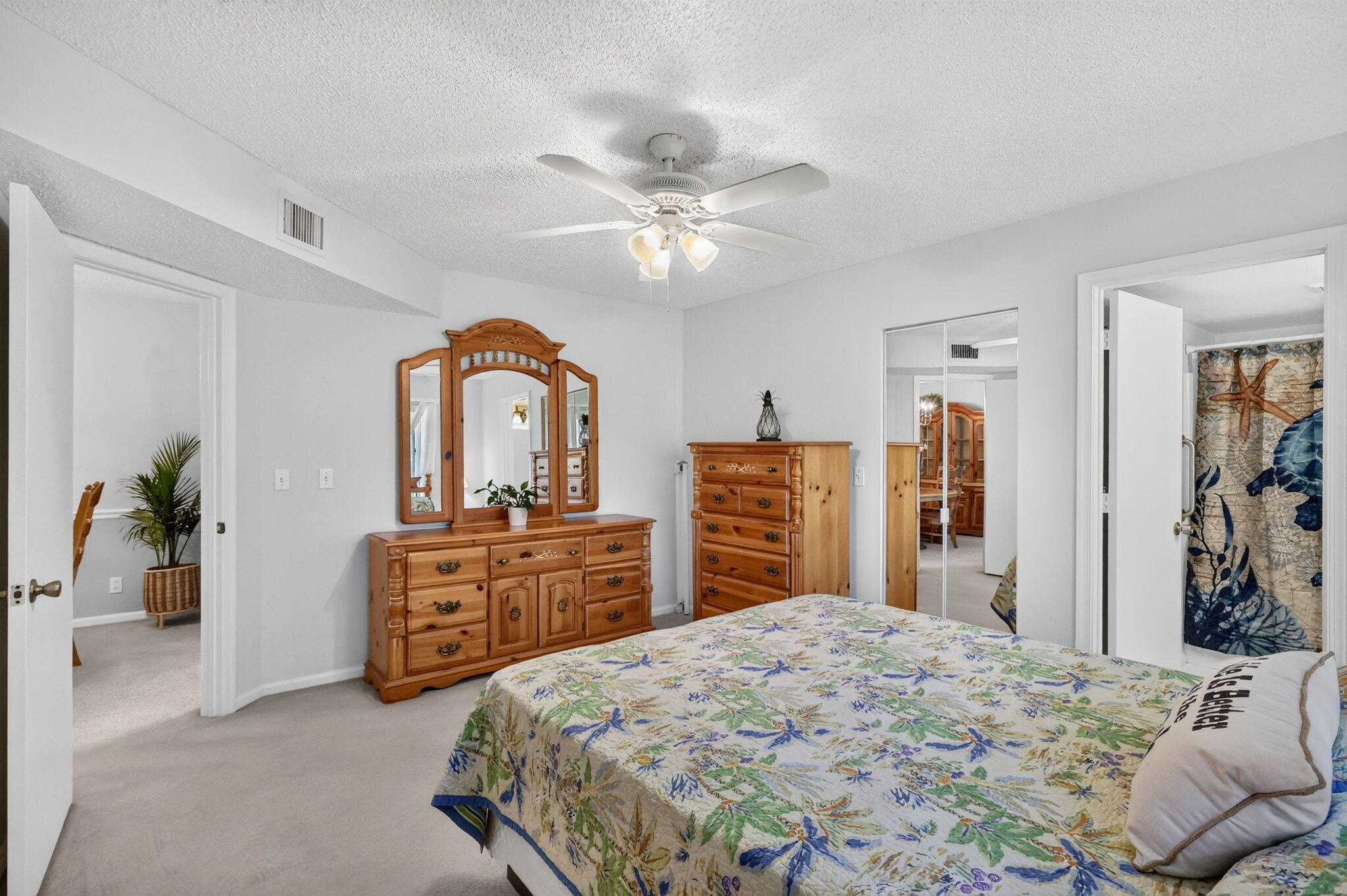 360 SW SOUTH RIVER Drive 205