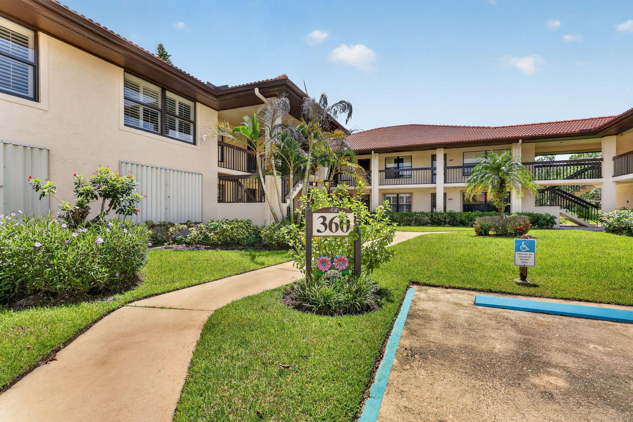 360 SW SOUTH RIVER Drive 205