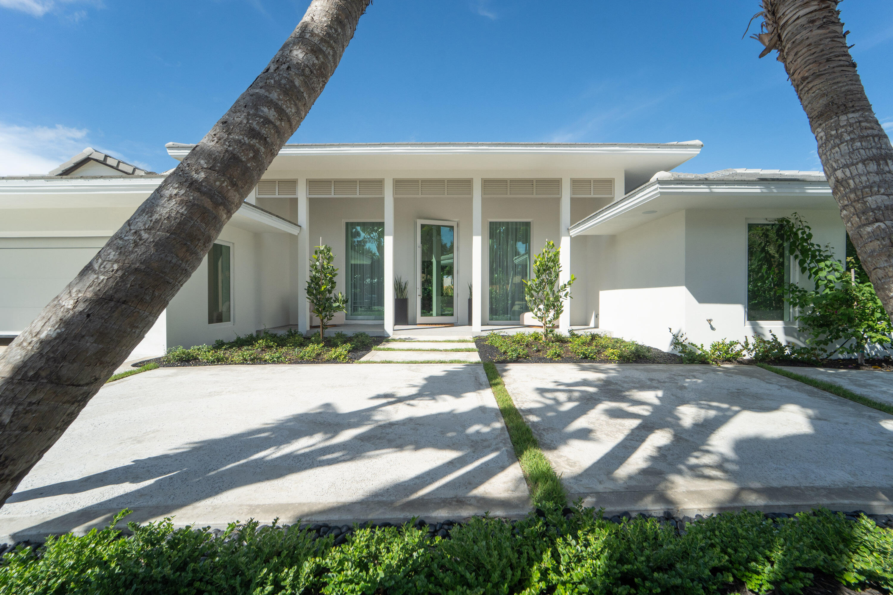 229 GOLFVIEW Drive