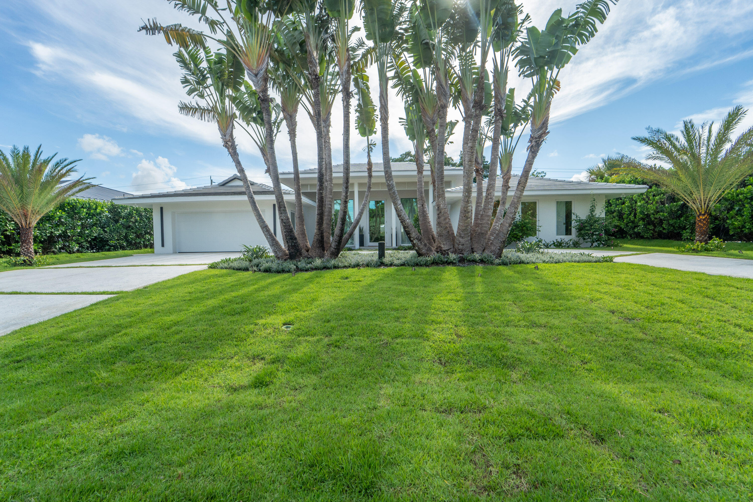229 GOLFVIEW Drive