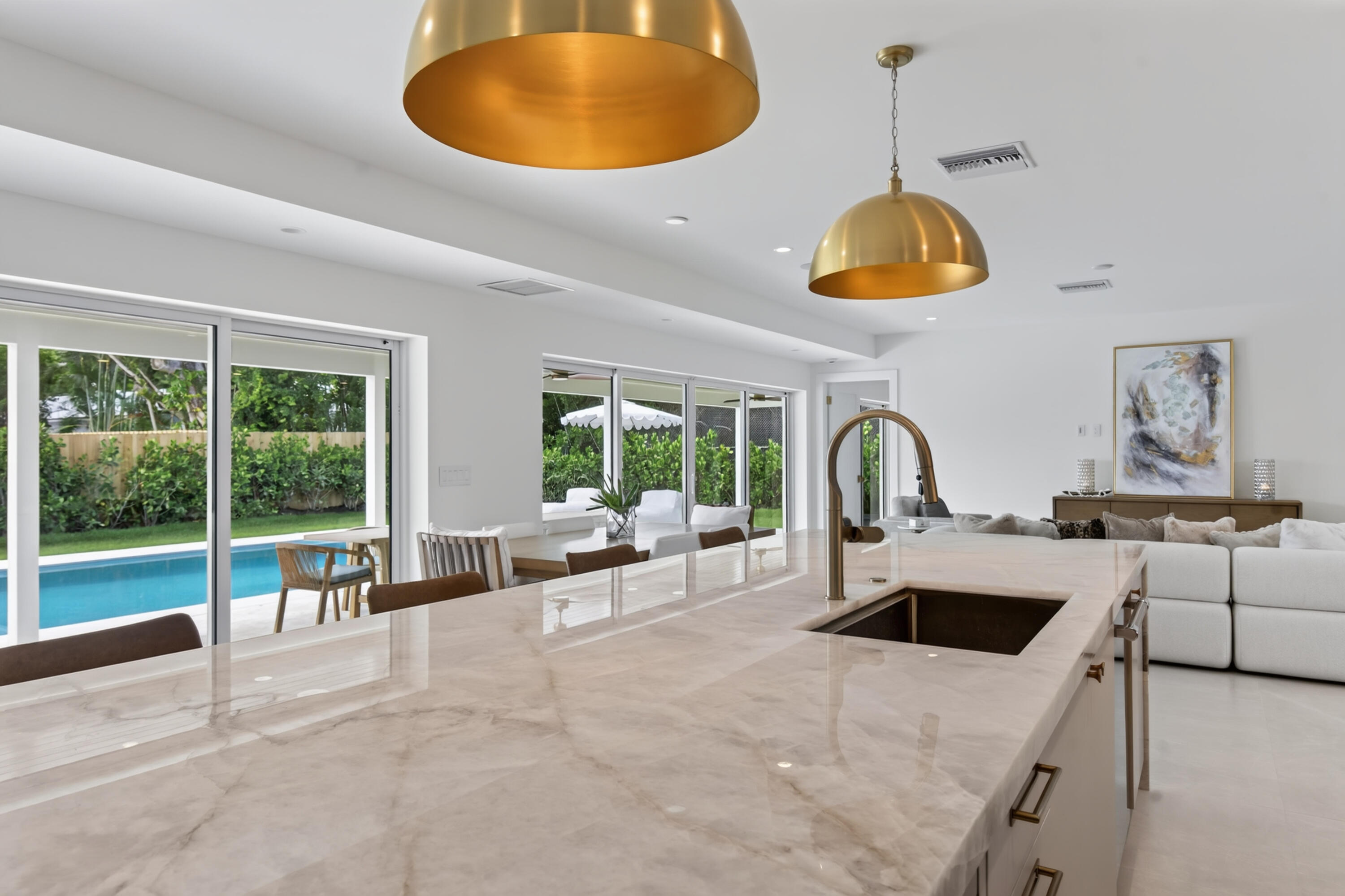 229 GOLFVIEW Drive