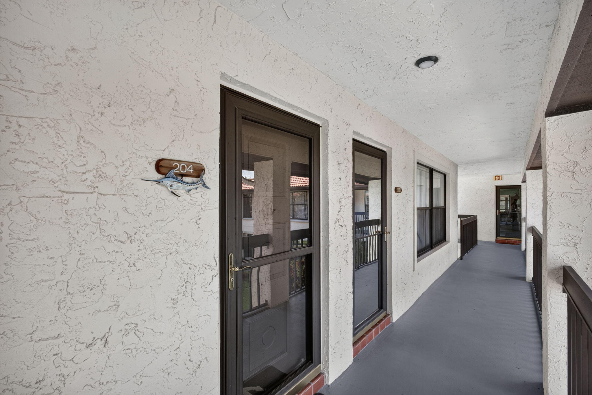 270 SW SOUTH RIVER Drive 204