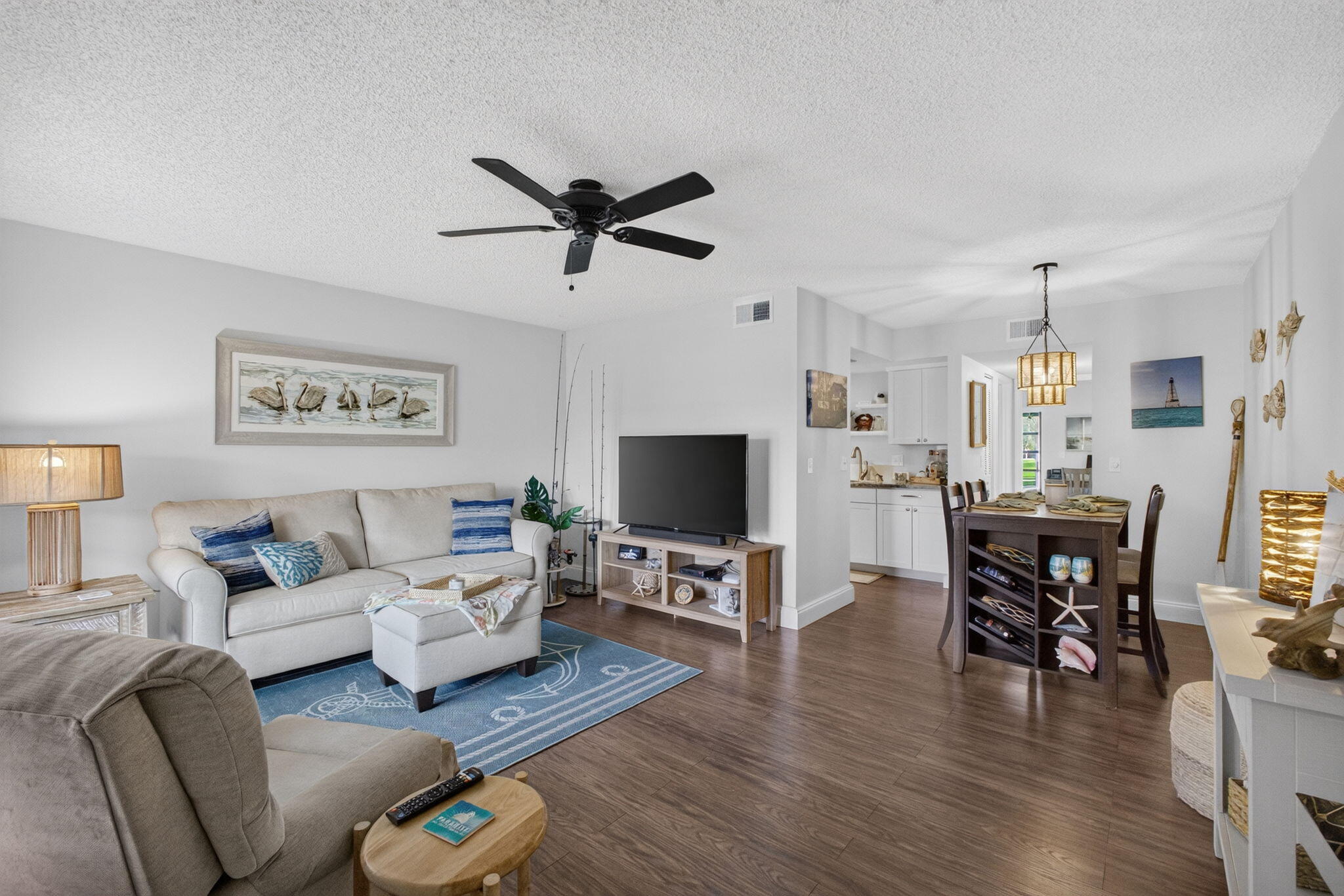 270 SW SOUTH RIVER Drive 204