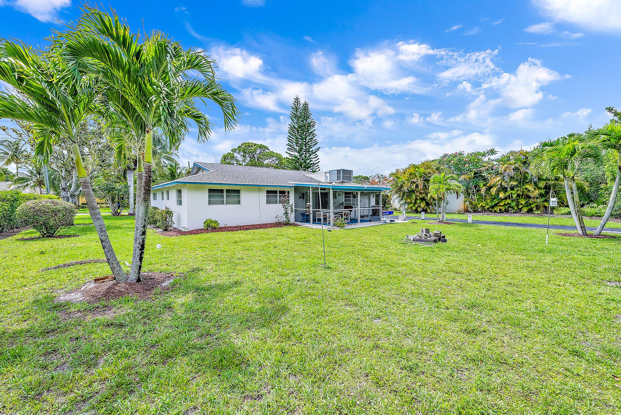 72 Yacht Club Place