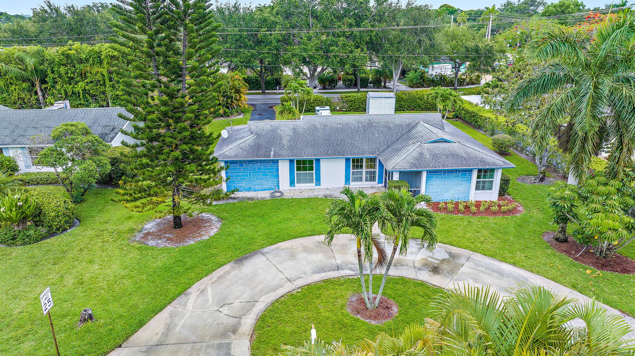 72 Yacht Club Place