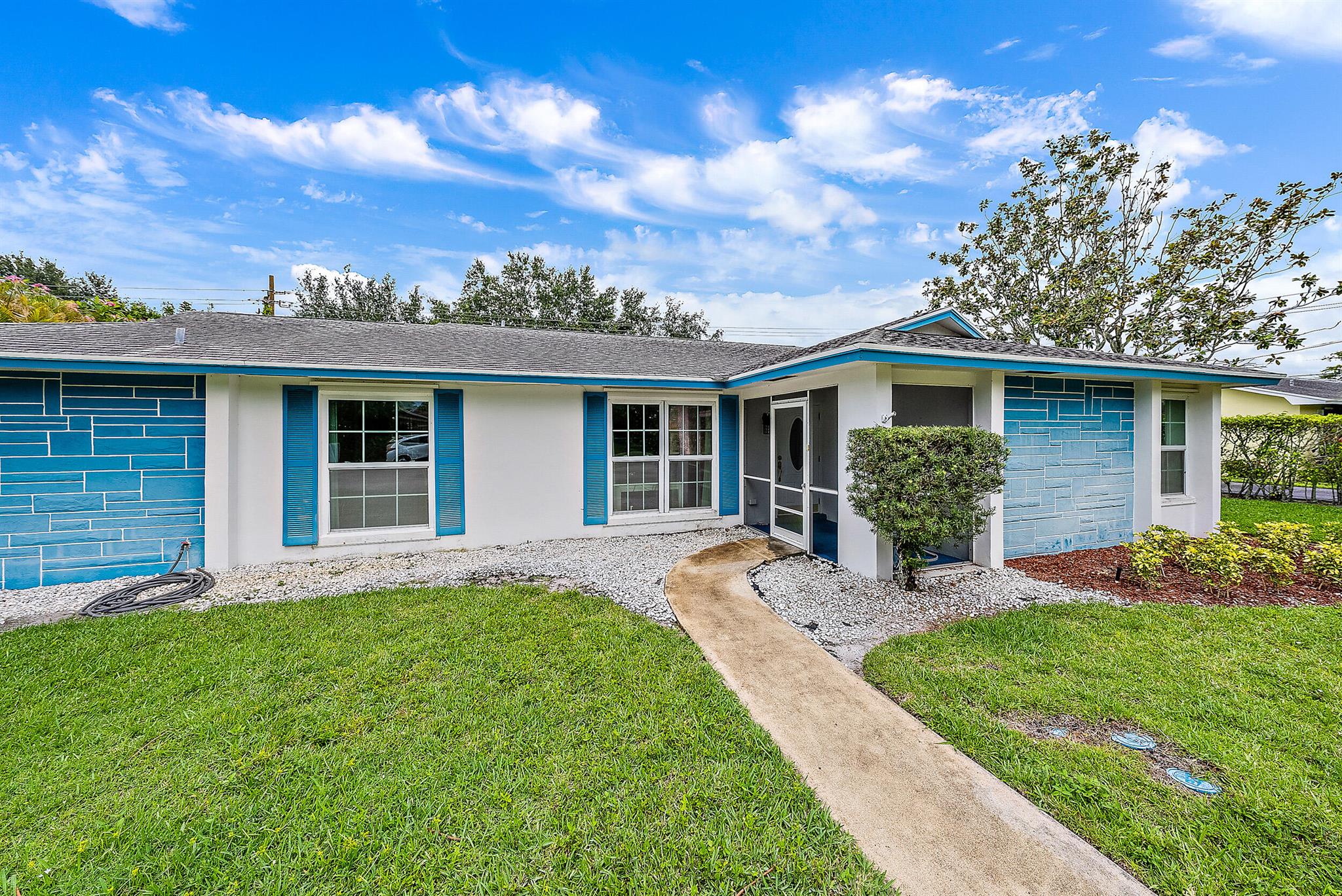 72 Yacht Club Place