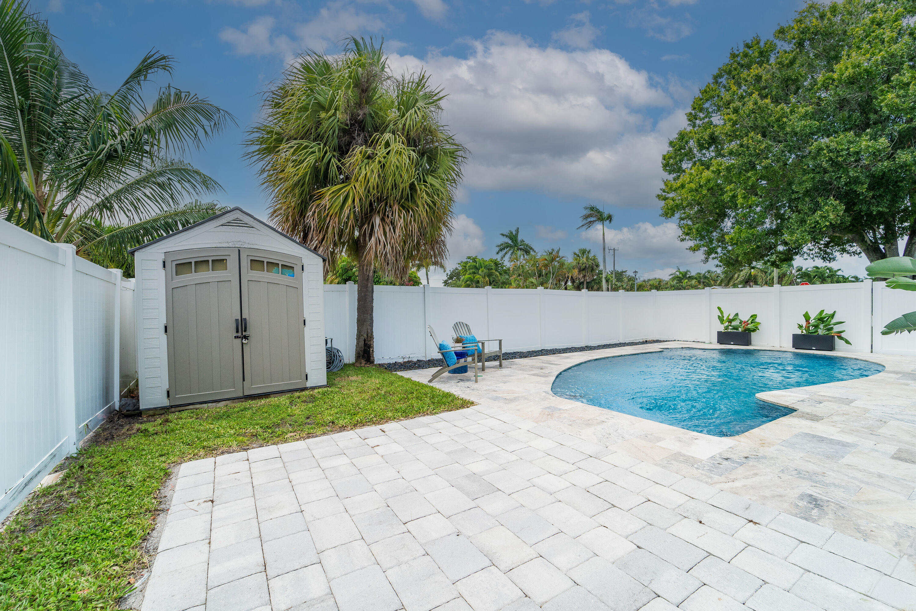 462 Tequesta Drive