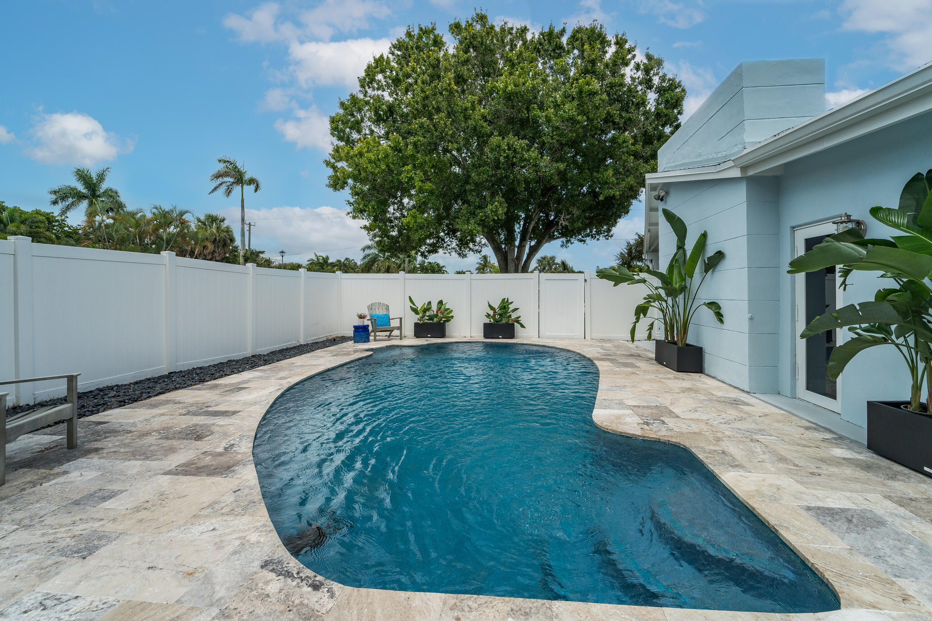 462 Tequesta Drive