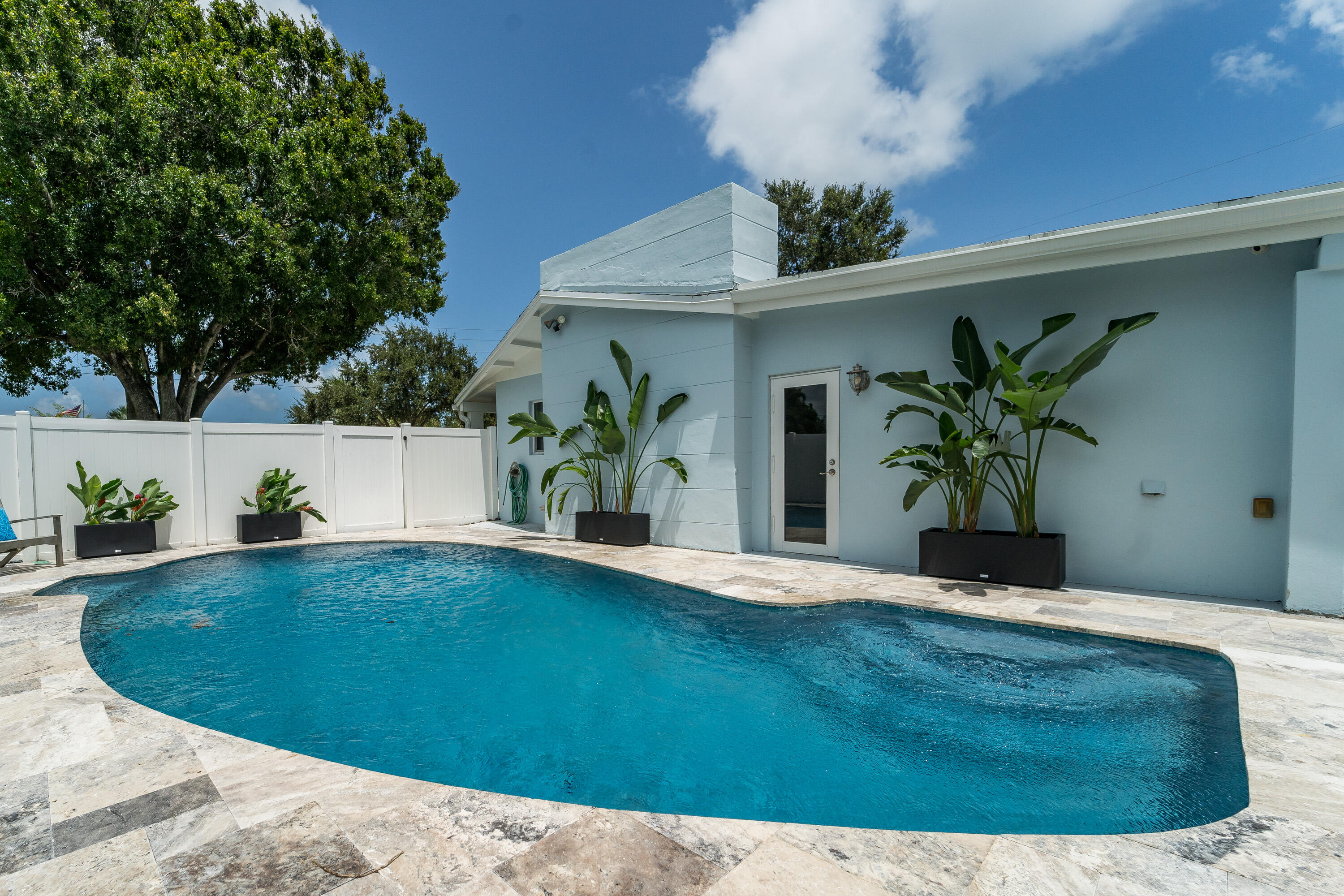 462 Tequesta Drive