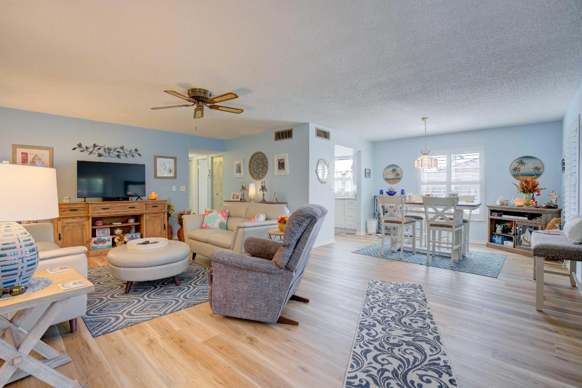 641 SW South River Drive 101