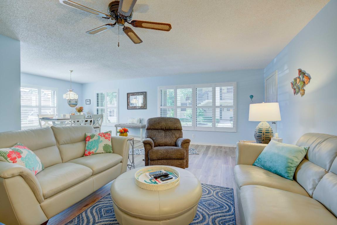 641 SW South River Drive 101