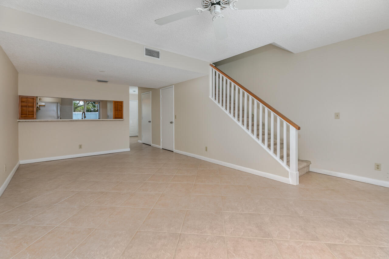 6262 Riverwalk Lane 5