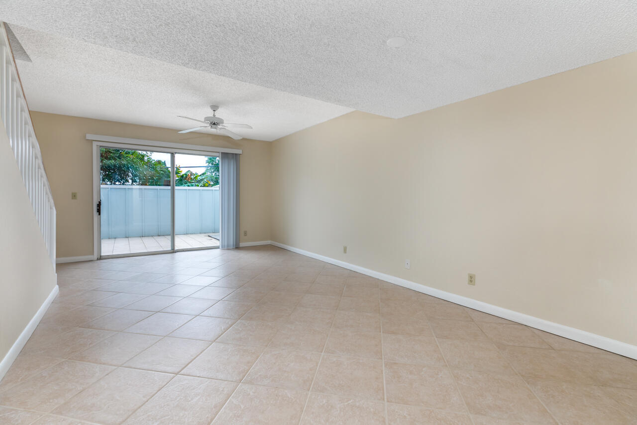 6262 Riverwalk Lane 5