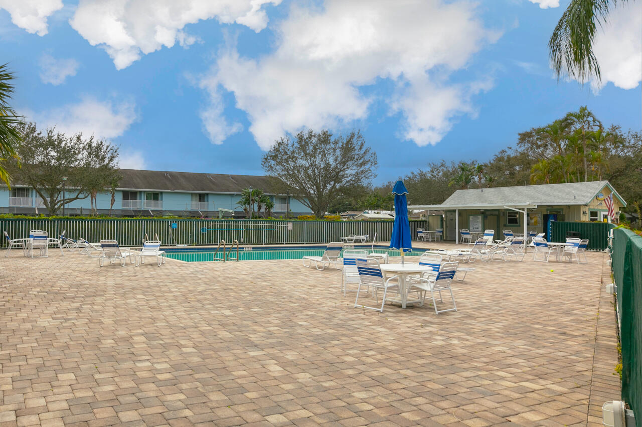6262 Riverwalk Lane 5