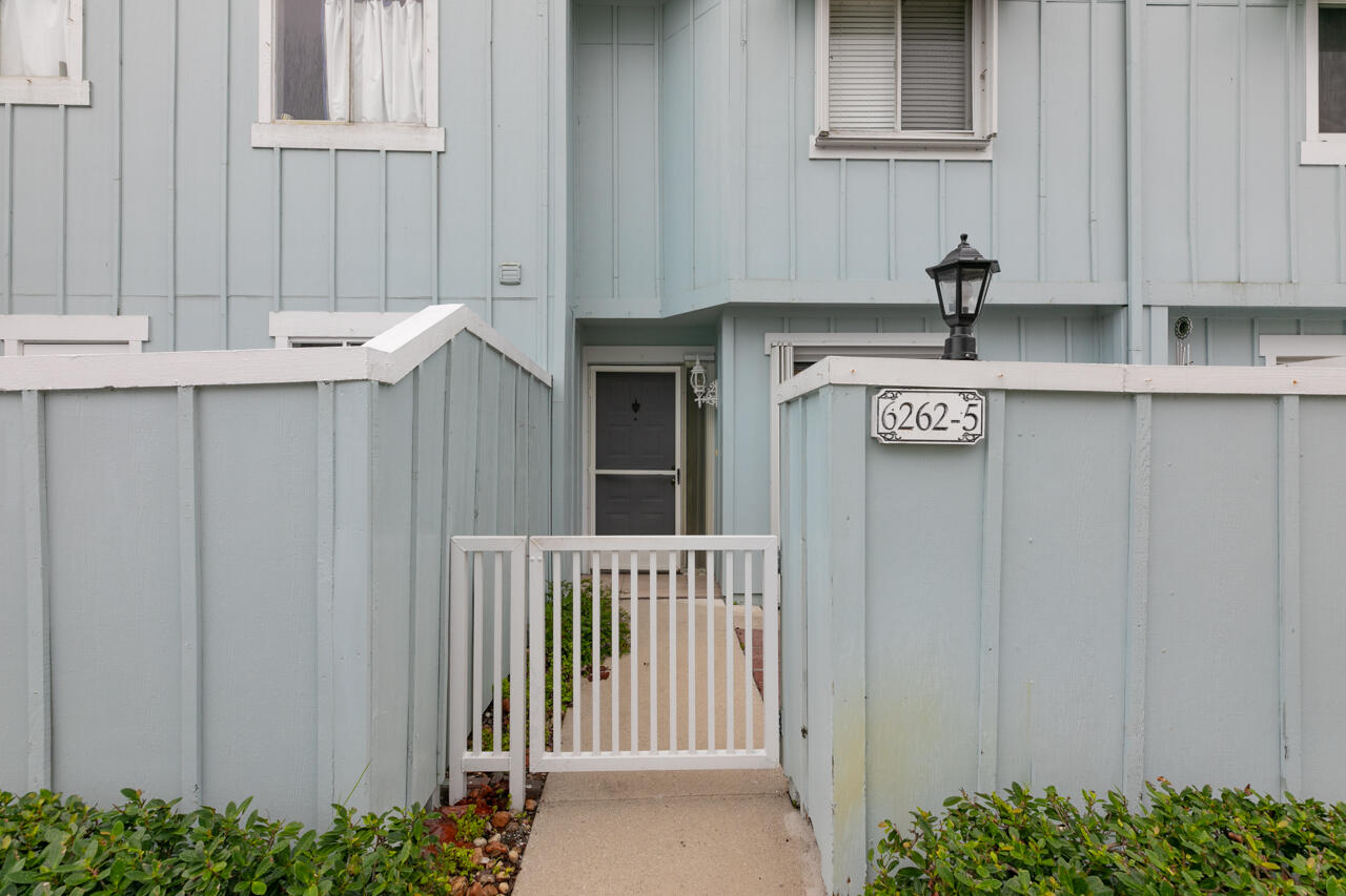 6262 Riverwalk Lane 5