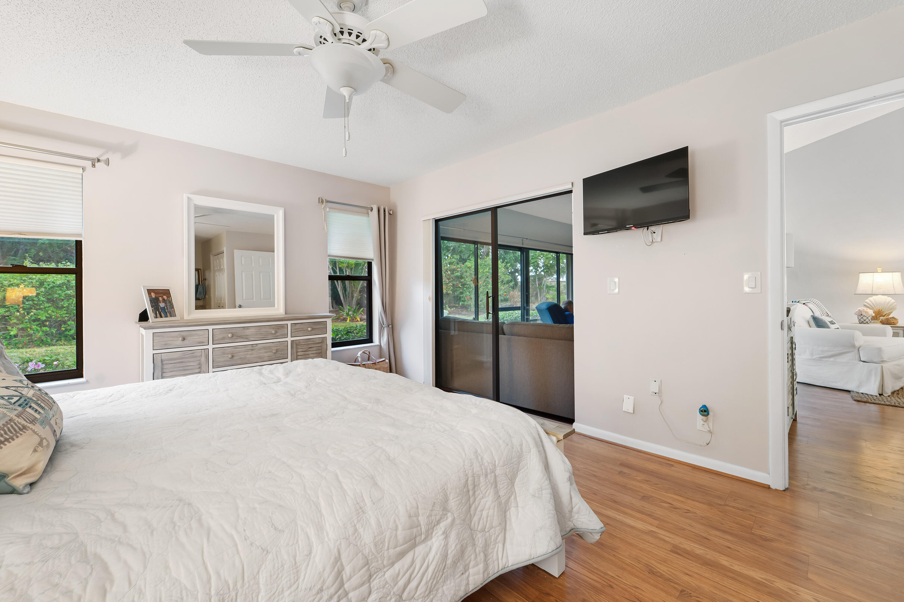 7611 SE Sugar Sand Circle
