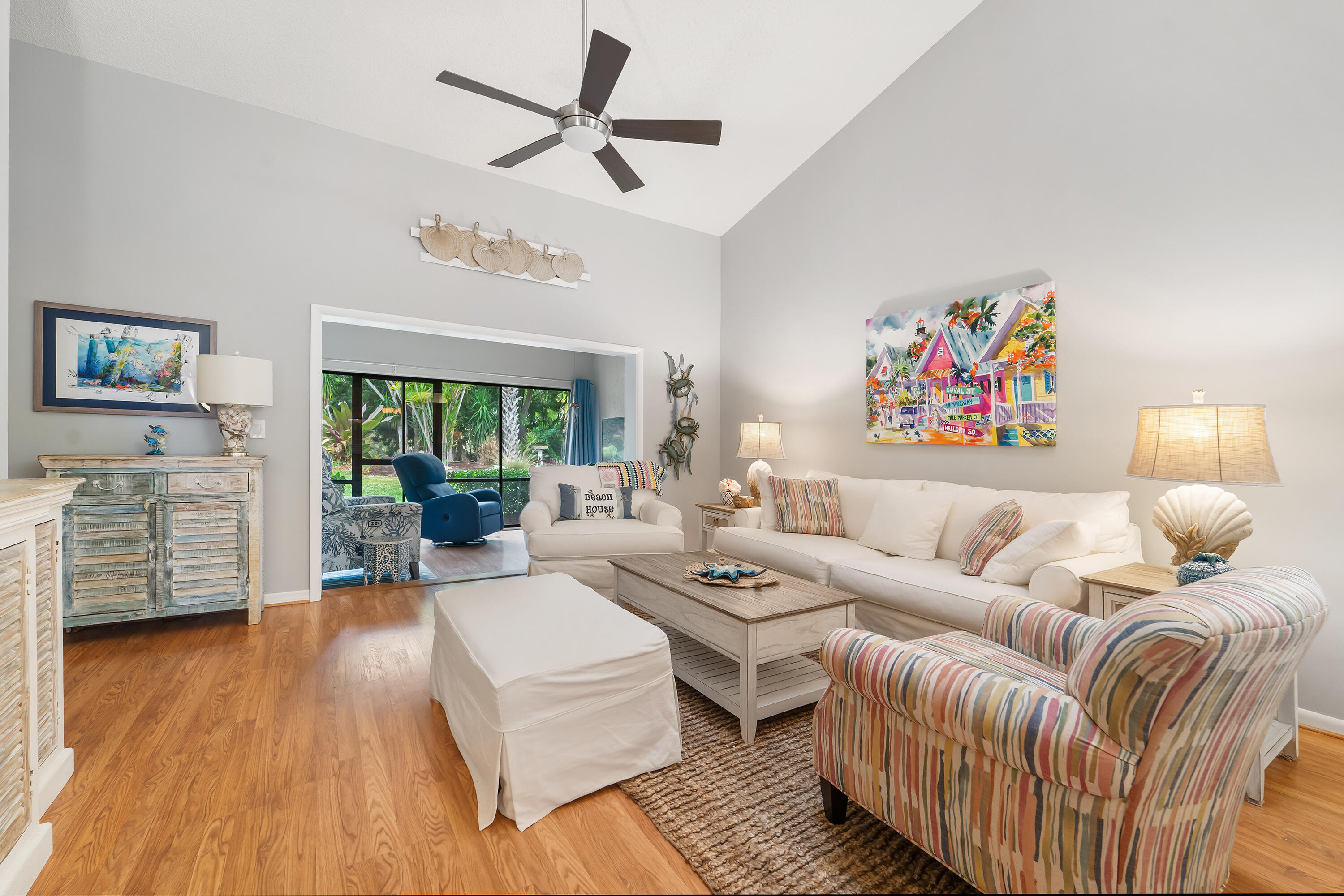7611 SE Sugar Sand Circle