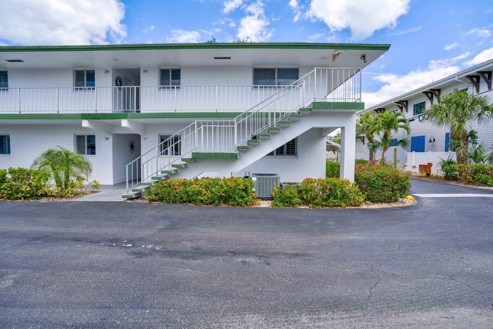 4 Westwood Ave. 107
