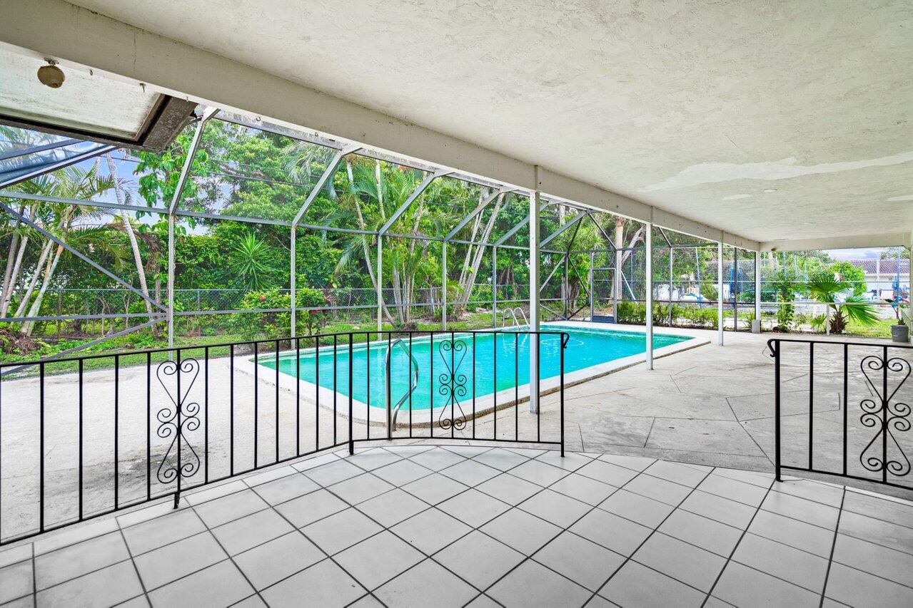 229 Golfview Drive