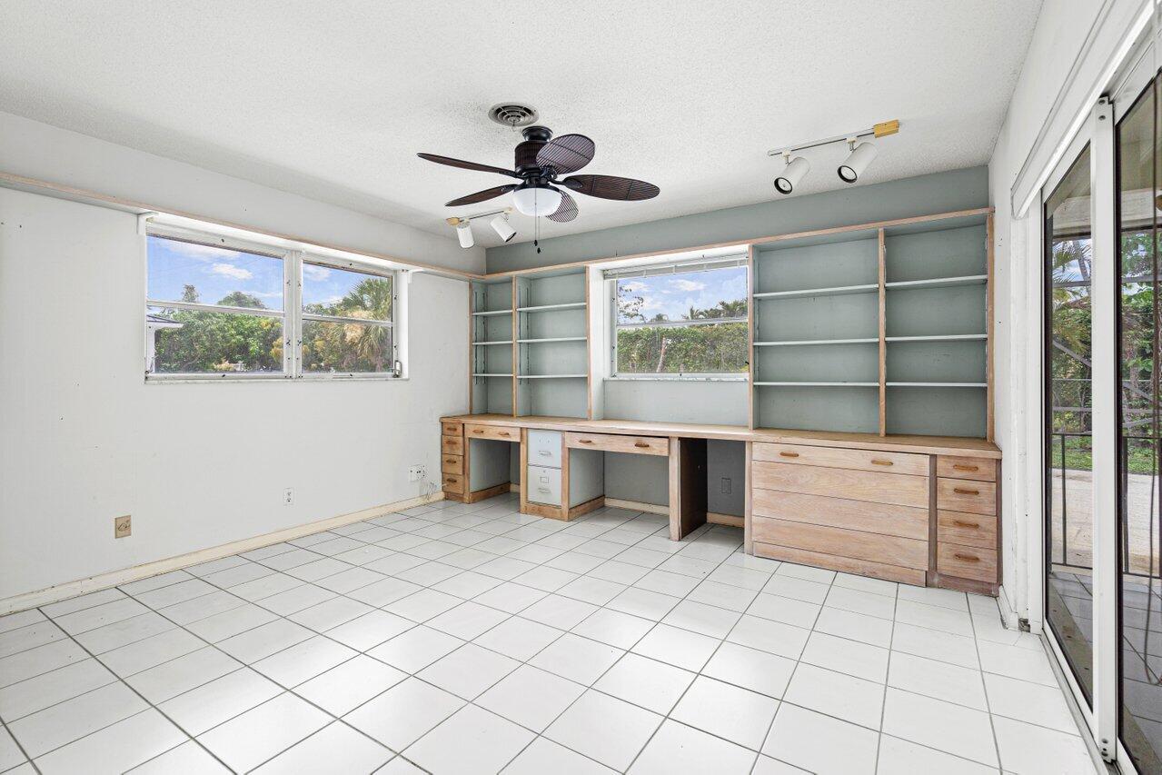 229 Golfview Drive