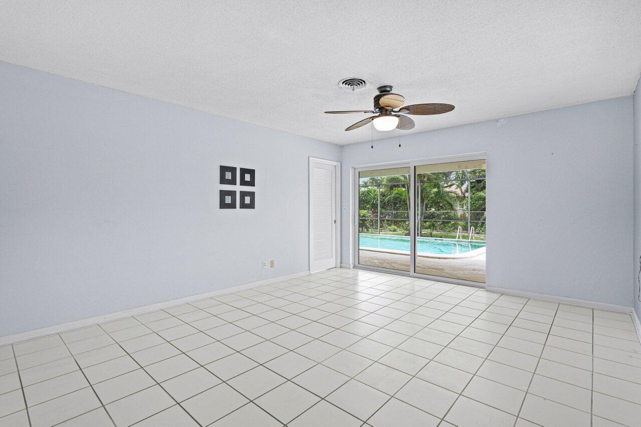 229 Golfview Drive