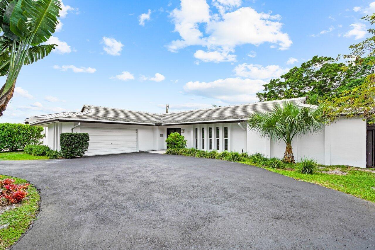 229 Golfview Drive