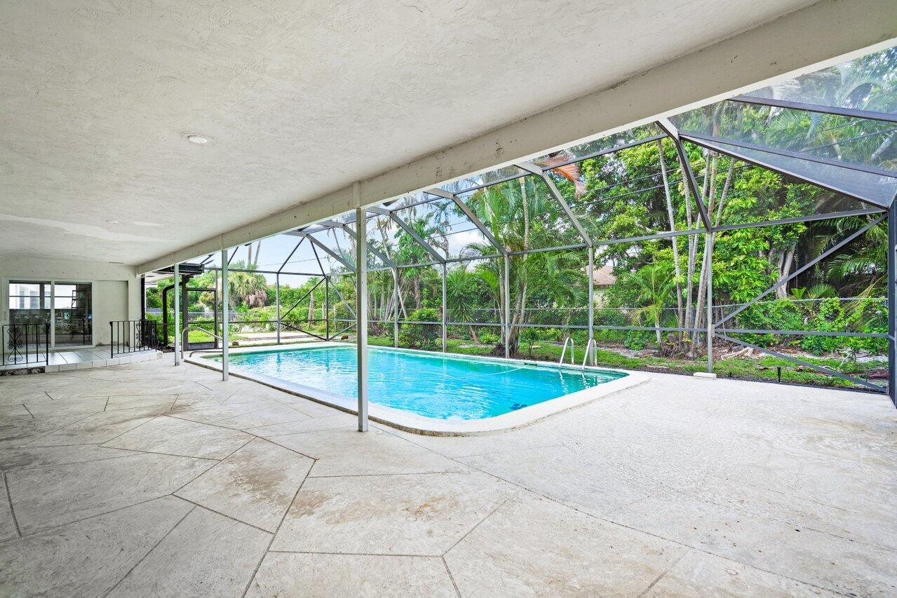 229 Golfview Drive