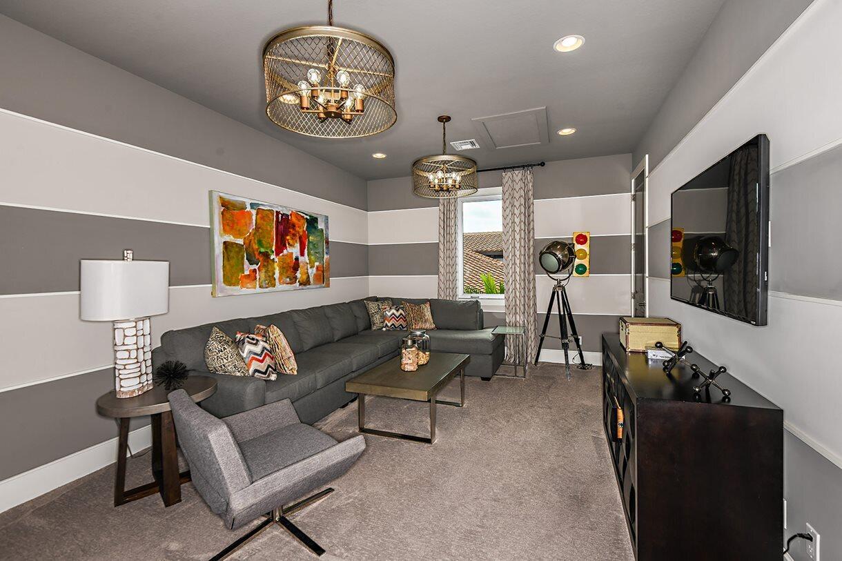 1050 SE Faulkner Ter Terrace