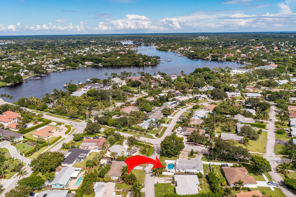 462 Tequesta Drive