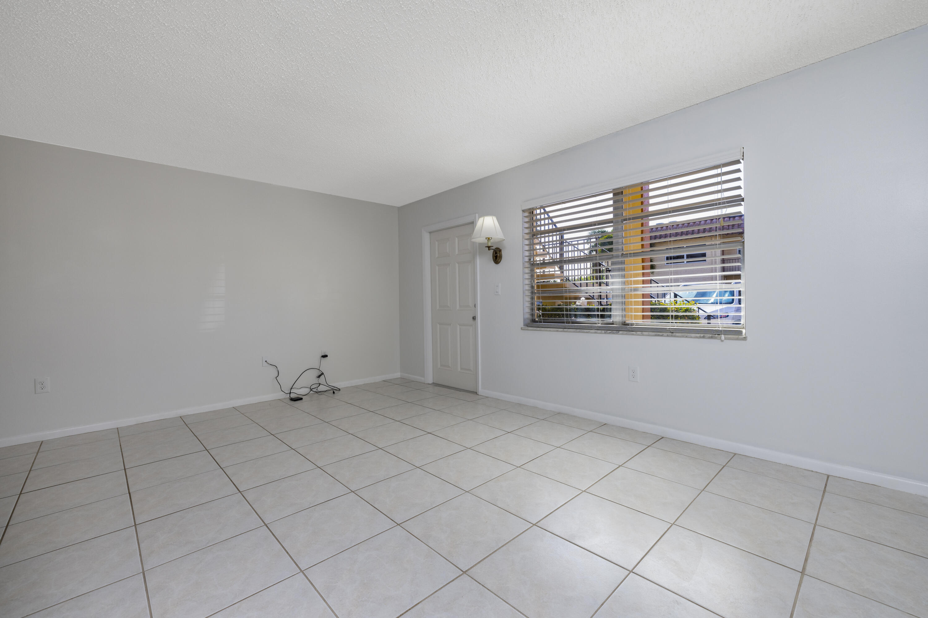 2600 S Kanner Highway M-4
