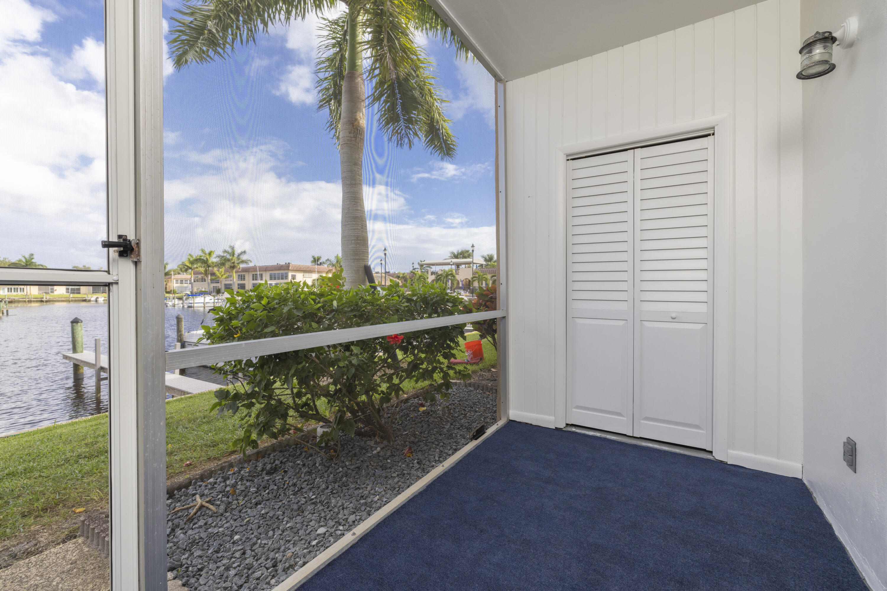 2600 S Kanner Highway M-4