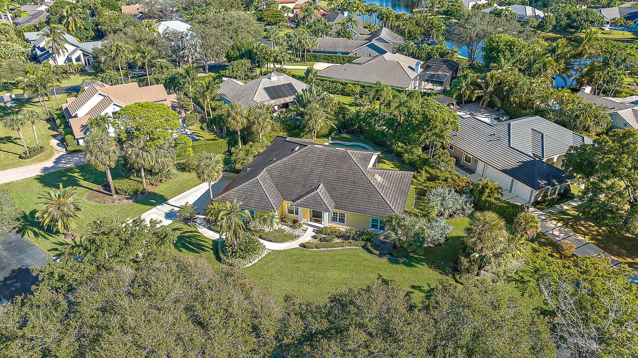 18760 SE River Ridge Road