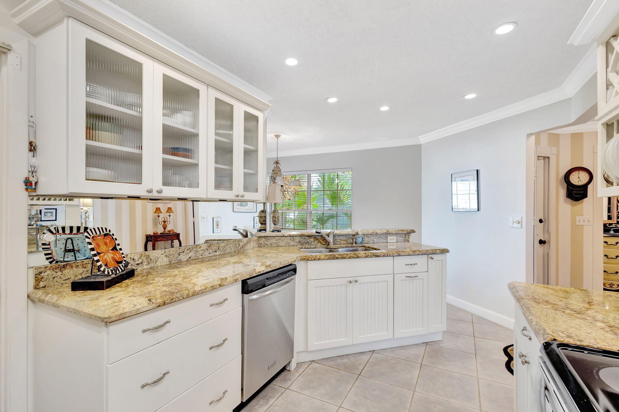 1421 Ocean Dunes Circle
