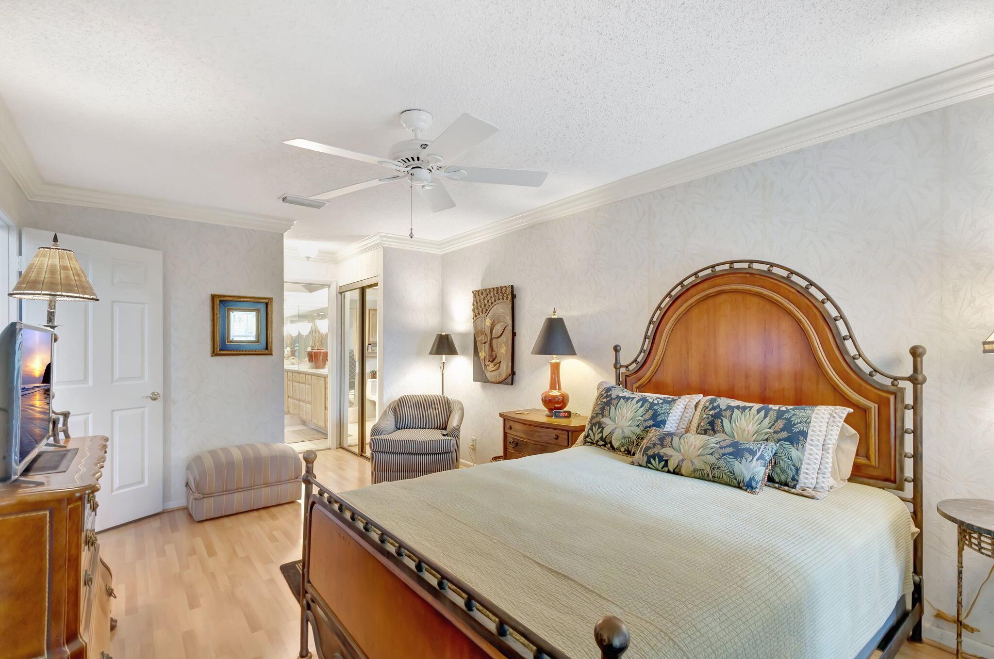 1421 Ocean Dunes Circle