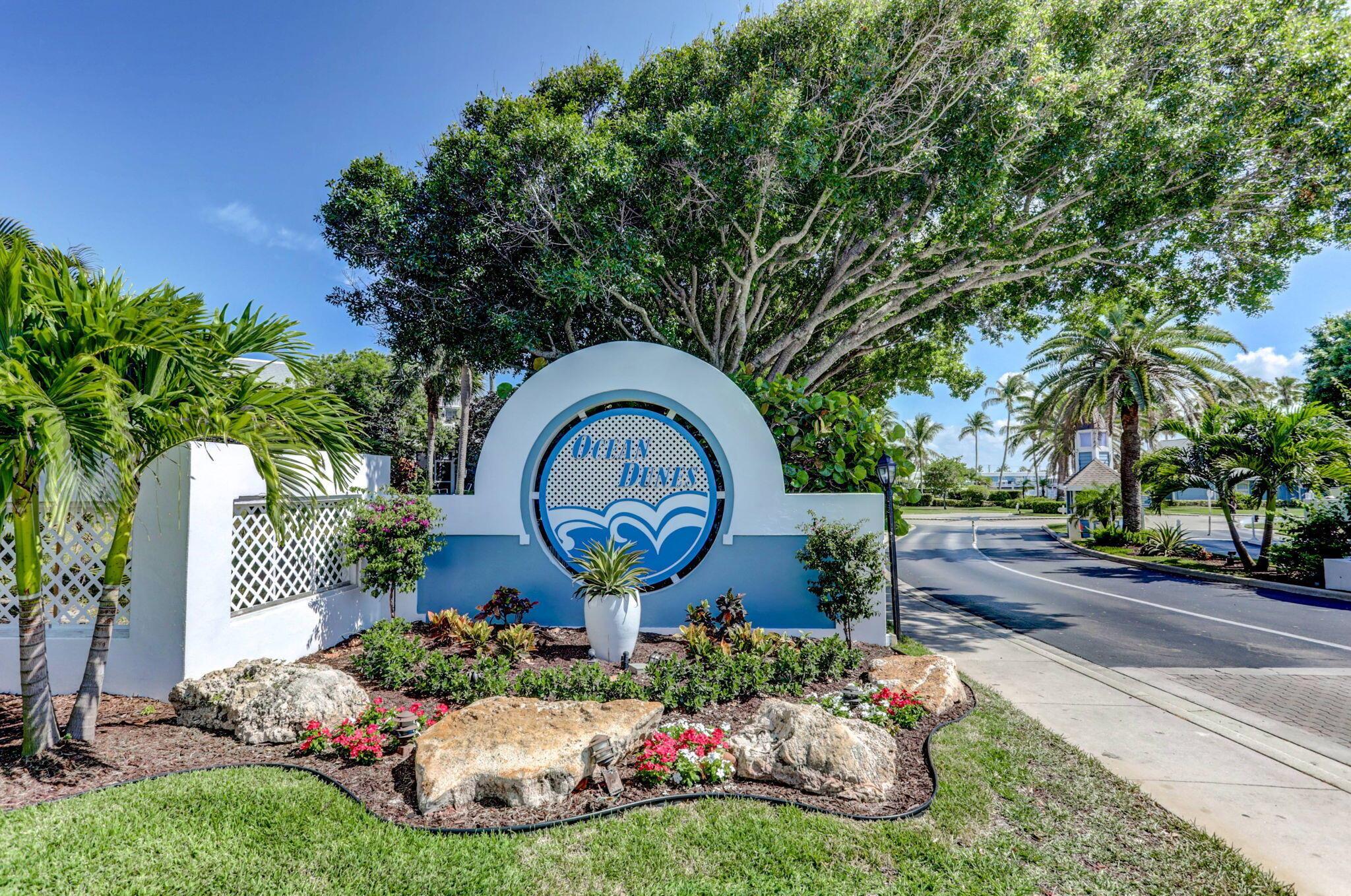 1421 Ocean Dunes Circle