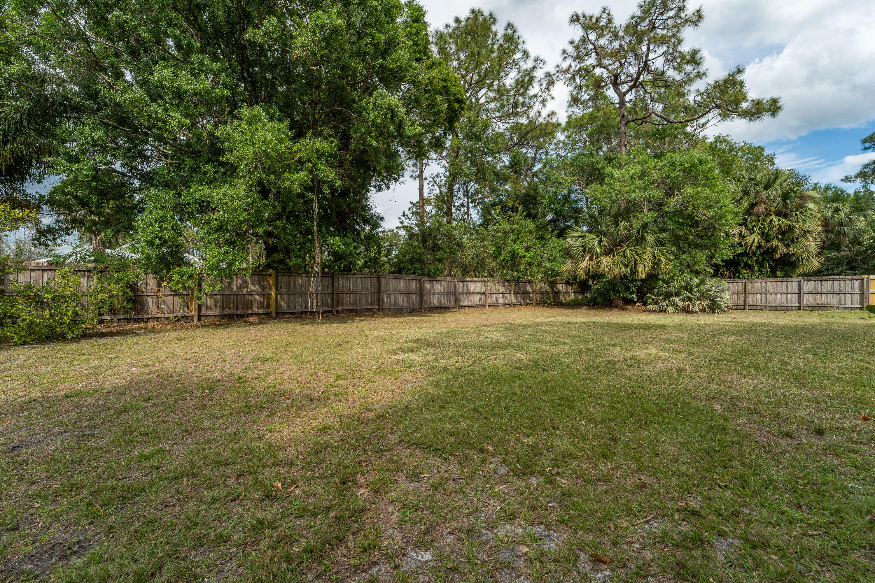11419 N 165th Road N