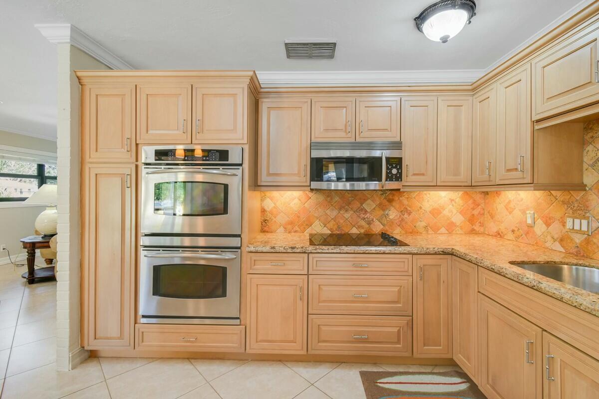 67 Yacht Club Place