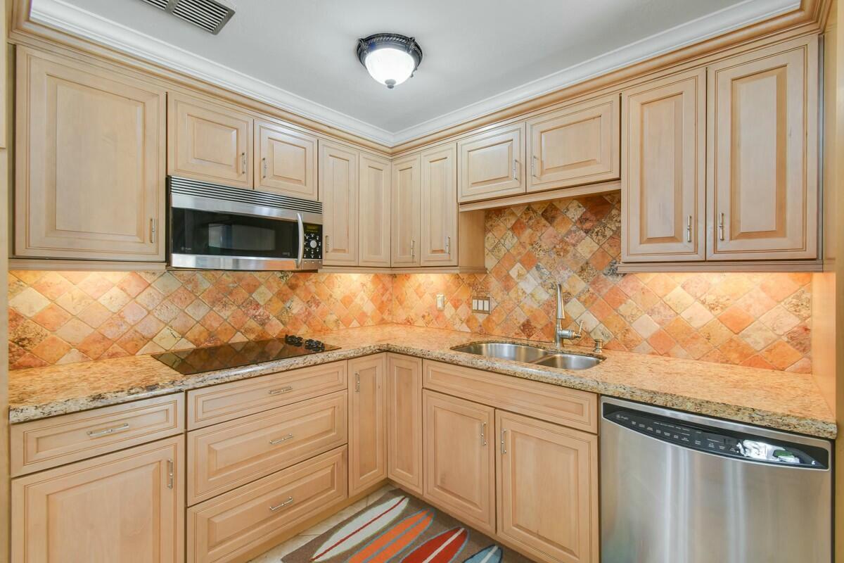 67 Yacht Club Place