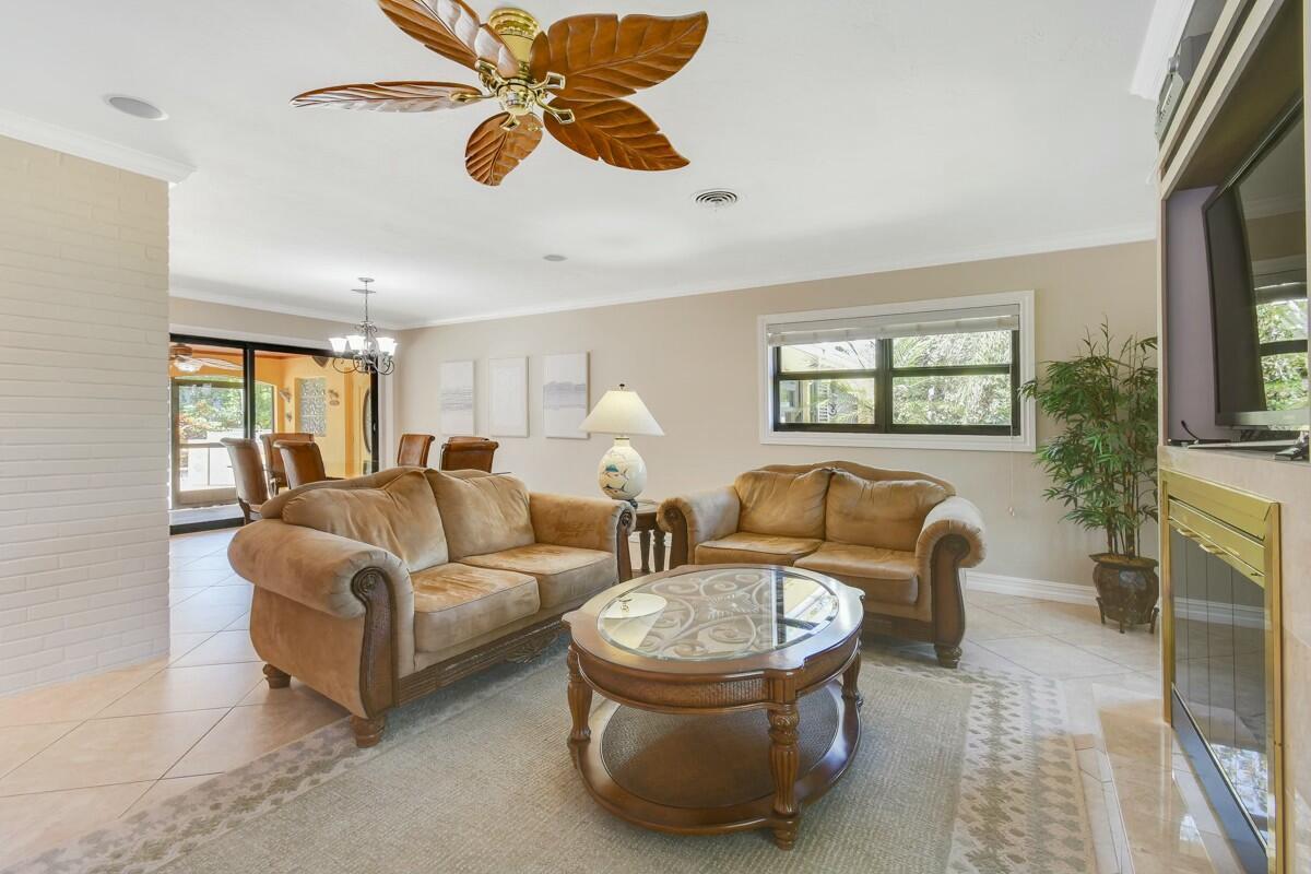 67 Yacht Club Place