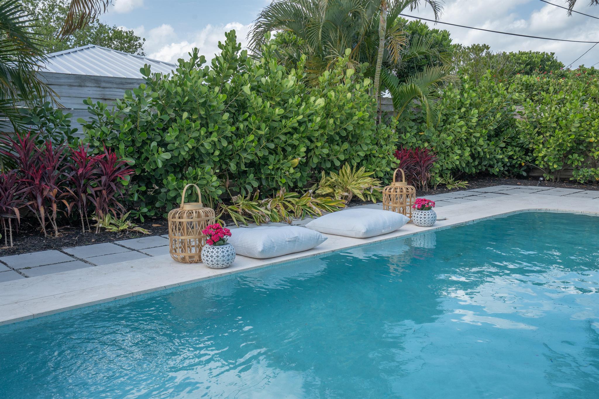 12 SE Hitching Post Circle